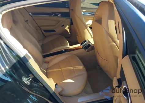 2012 Porsche Panamera S z USA, uszkodzony, nr VIN WP0AB2A7XCL062160